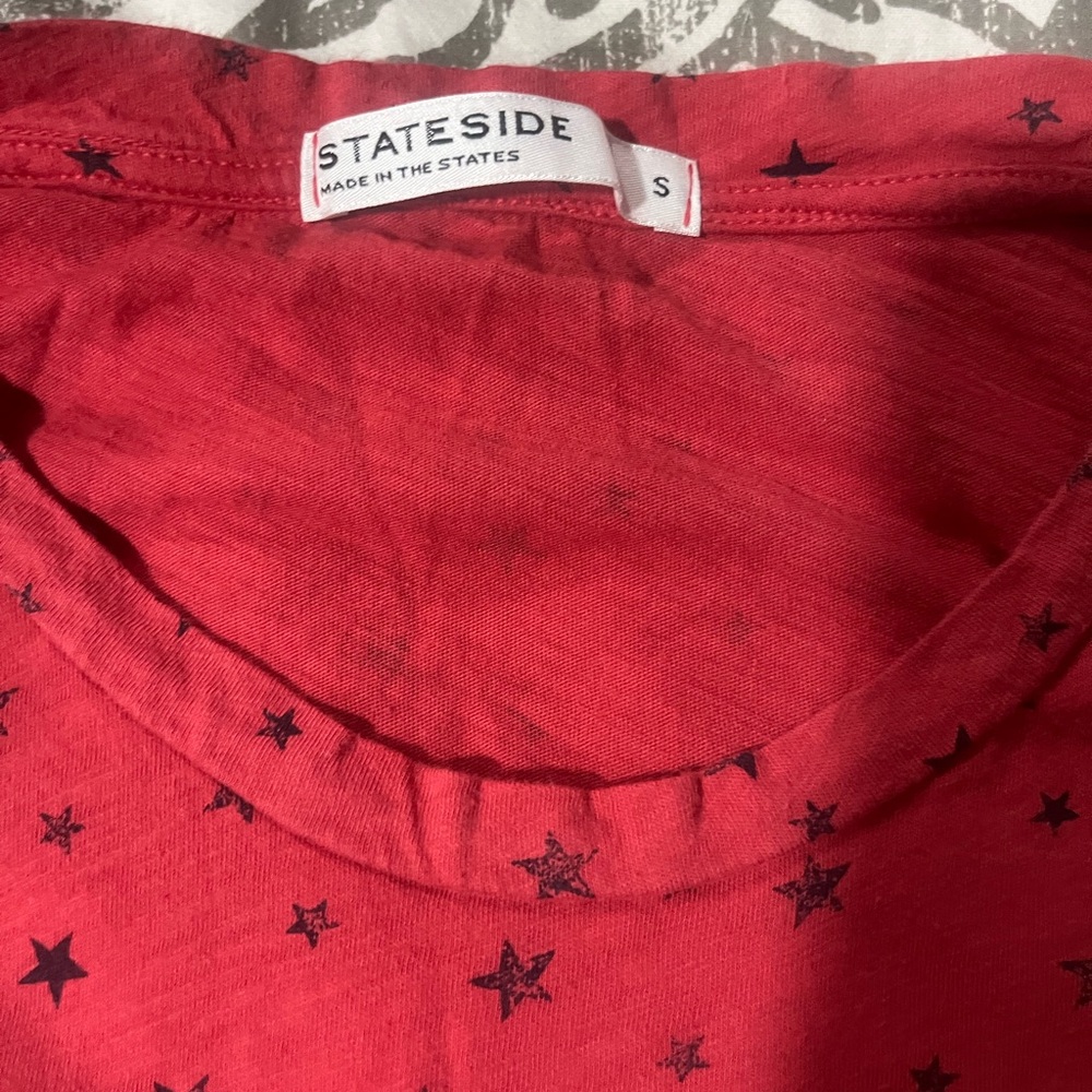 Red Star Pattern Tank Top - Picture 3 of 3
